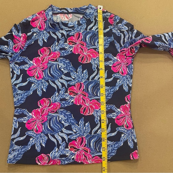 Girl’s Lilly Pulitzer Bobby Rashguard Low Tide Navy It’s Ofishell 12/14 See Desc - Picture 7 of 8
